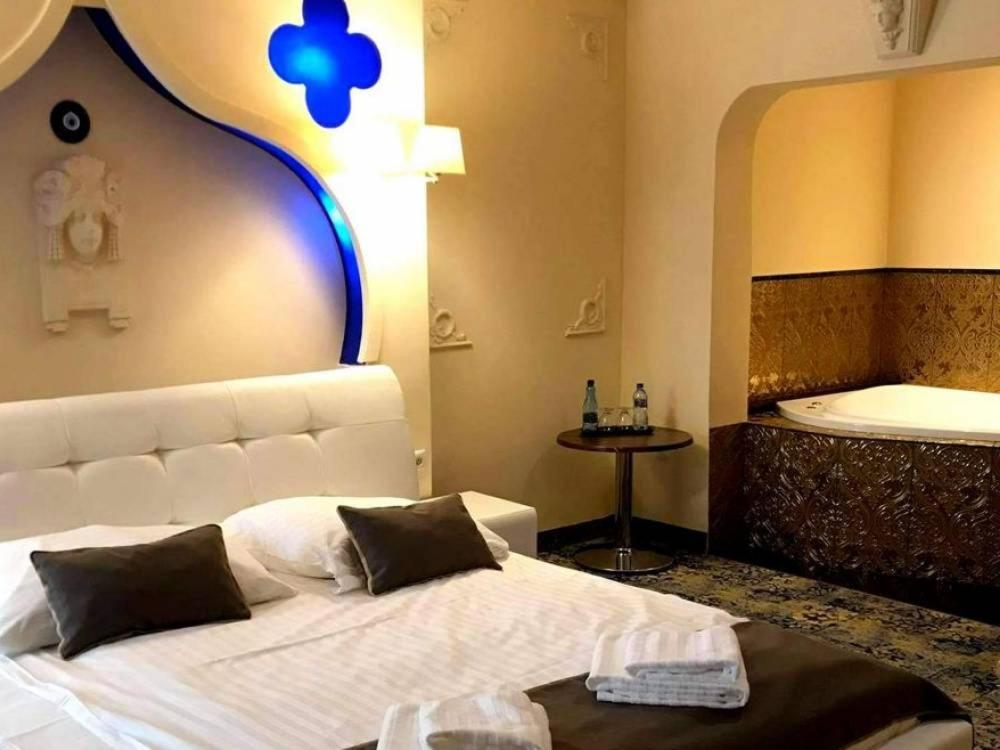 Hotel Venecia Palace Michalowice  Exterior photo