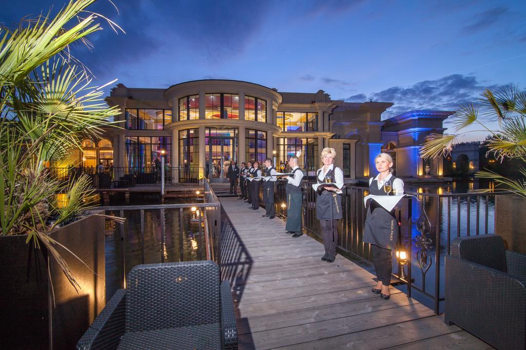Hotel Venecia Palace Michalowice  Exterior photo